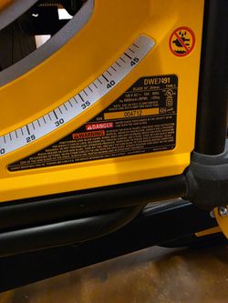 Table saw, DeWALT