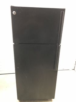GE 16 Cu. ft .GARAGE TOP FREEZER REFRIGERATOR