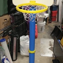 Basketball Hoop 