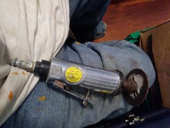 AIR POWERED GRINDER