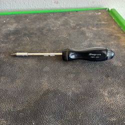 Snap On ratcheting Screwdriver 