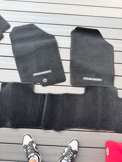 Hyundai Tucson OEM Carpet Floor Mats Set