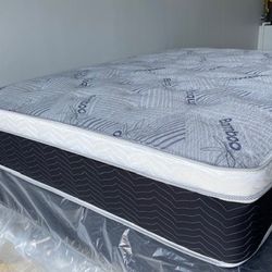 Cal King Euro Bamboo Pillow Top!!