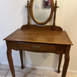 Oak Vintage vanity 