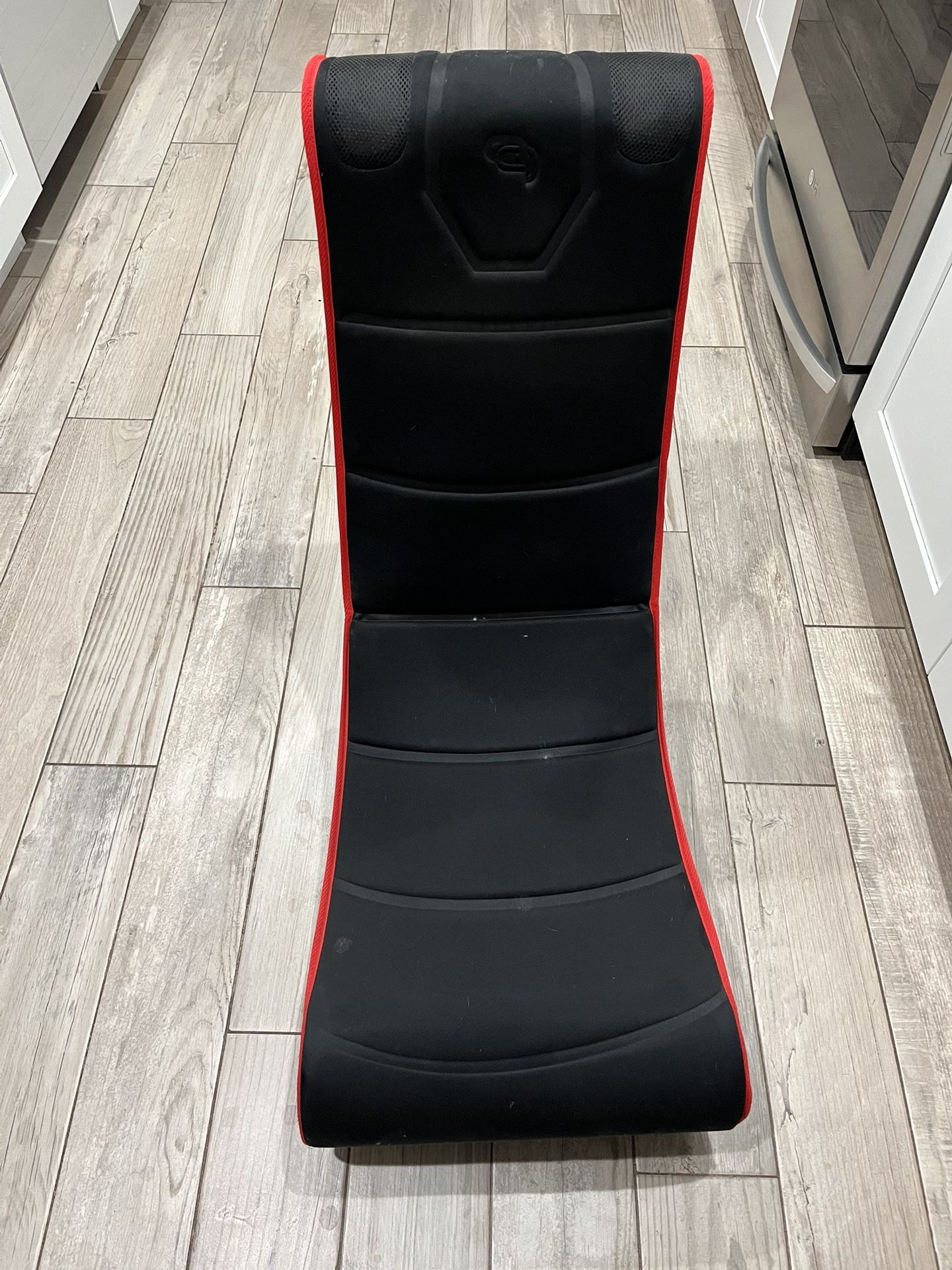 Tzumi Alpha Gaming Drift X Platform Gaming Chair