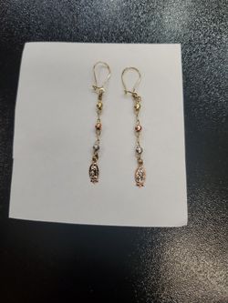 14 K Gold W/1.4 Grams Virgen earrings