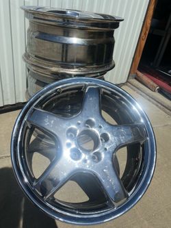 Mercedes AMG rims!! 360$
