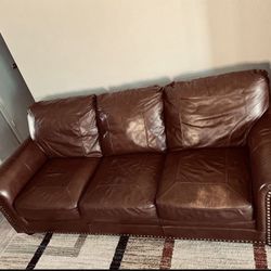 Beautiful Leather Couch. Couch / sofa  and Couch Covers