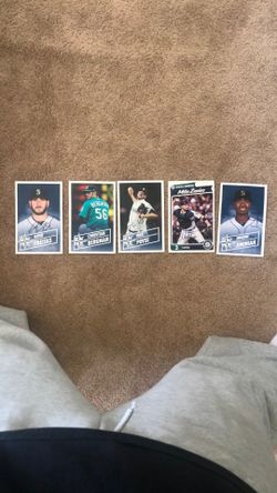 5 Signed Mariners Posters