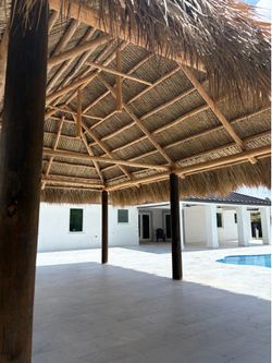Tiki Hut
