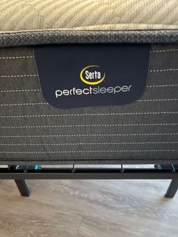 Queen Mattress - Like New