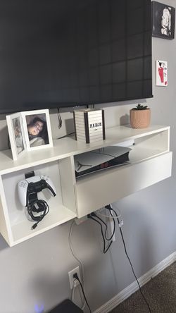 Floating Tv Shelf