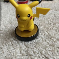 Pikachu Amiibo