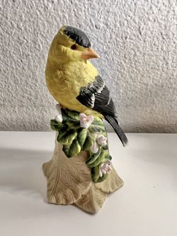 Vintage Porcelain Goldfinch Bird Christmas Ornament Bell Clean