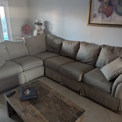 Basset Couch Used