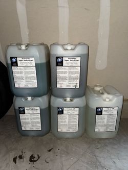 CAR CLEANING PRODUCTS