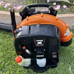 ECHO PB-770H Leaf Blower Backpack Hip Mount Throttle 63.3cc Engine In Perfect Condition