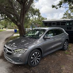 2021 Mercedes-Benz GLA 250