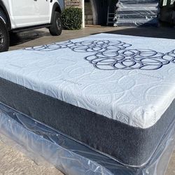 Cal King Bamboo Hybrid Cool Gel Memory Foam Mattress!!