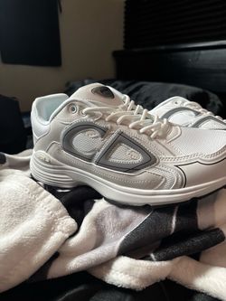 White dior b30’s