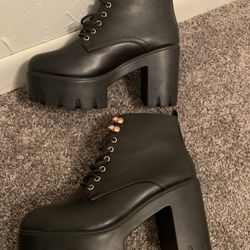 Soda Chunky Boots