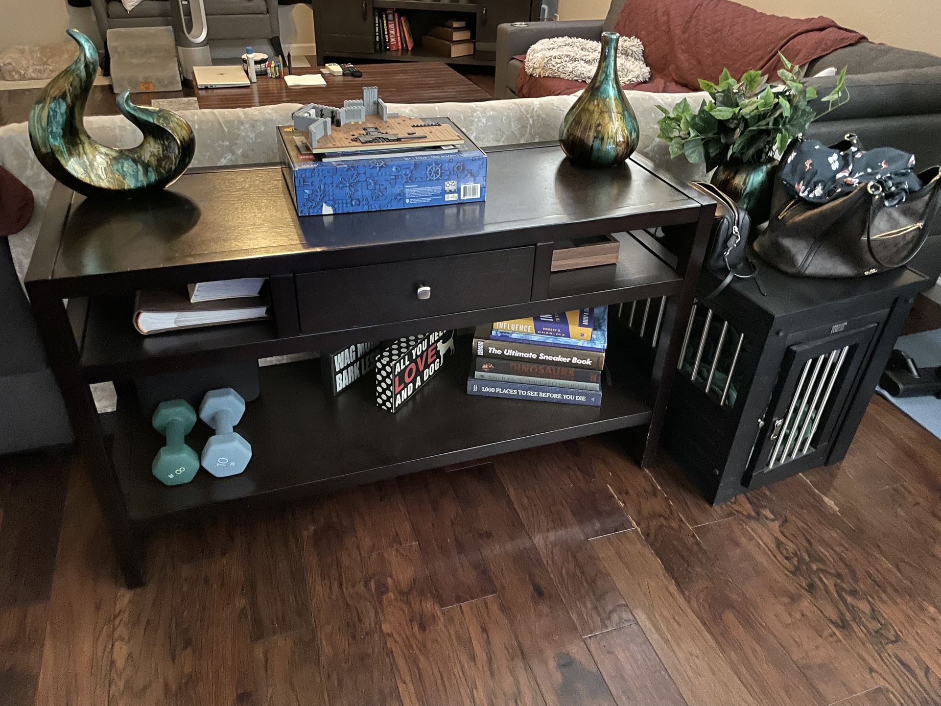 End Table / Side Table