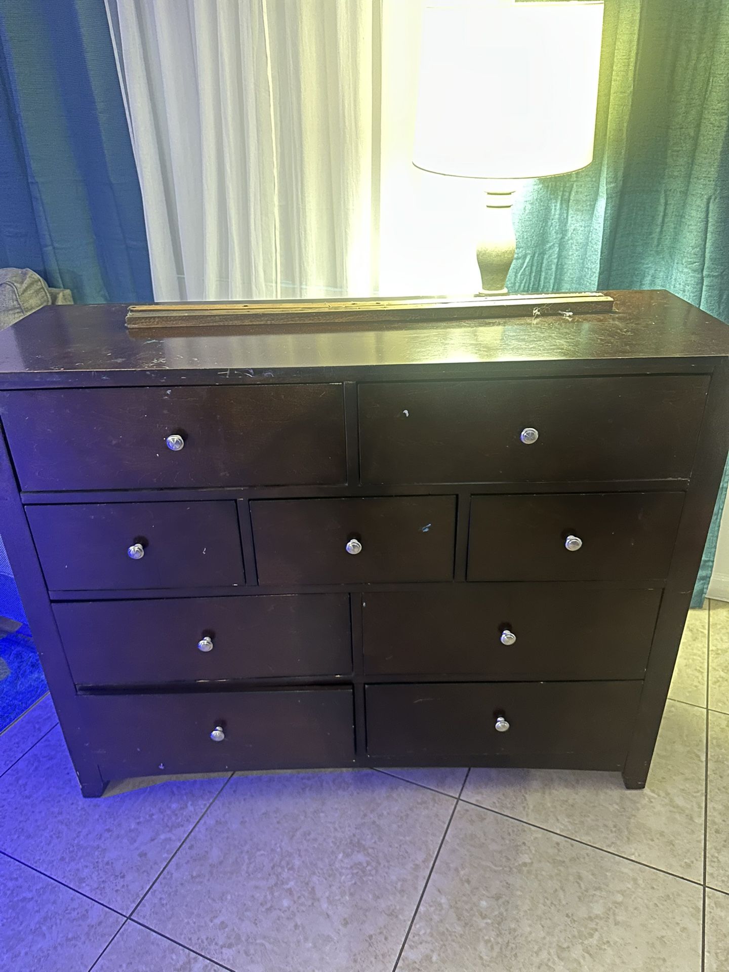 Free Dresser