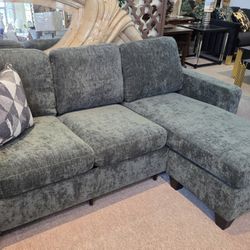 Reversible Green Sofa Chaise (Sectional) New