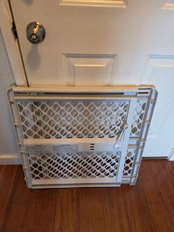 Pet gates