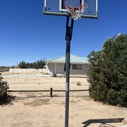 Lifetime Adjustable Height 7.5’-10’ & 54” Acrylic In Ground Basketball Hoop System In Used Good Condition 