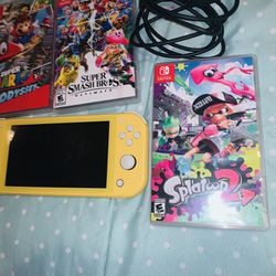 NINTENDO SWITCH LITE WITH GAMES