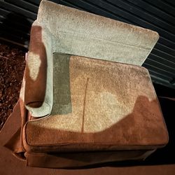 FREE SOFA LOVE SEAT READY TO PICK UP - 9401 Noble Ave North Hills Ca 91343 