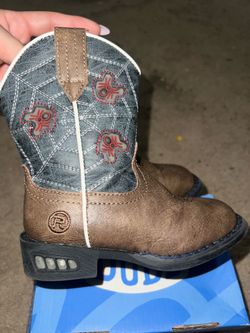 Toddler shoes