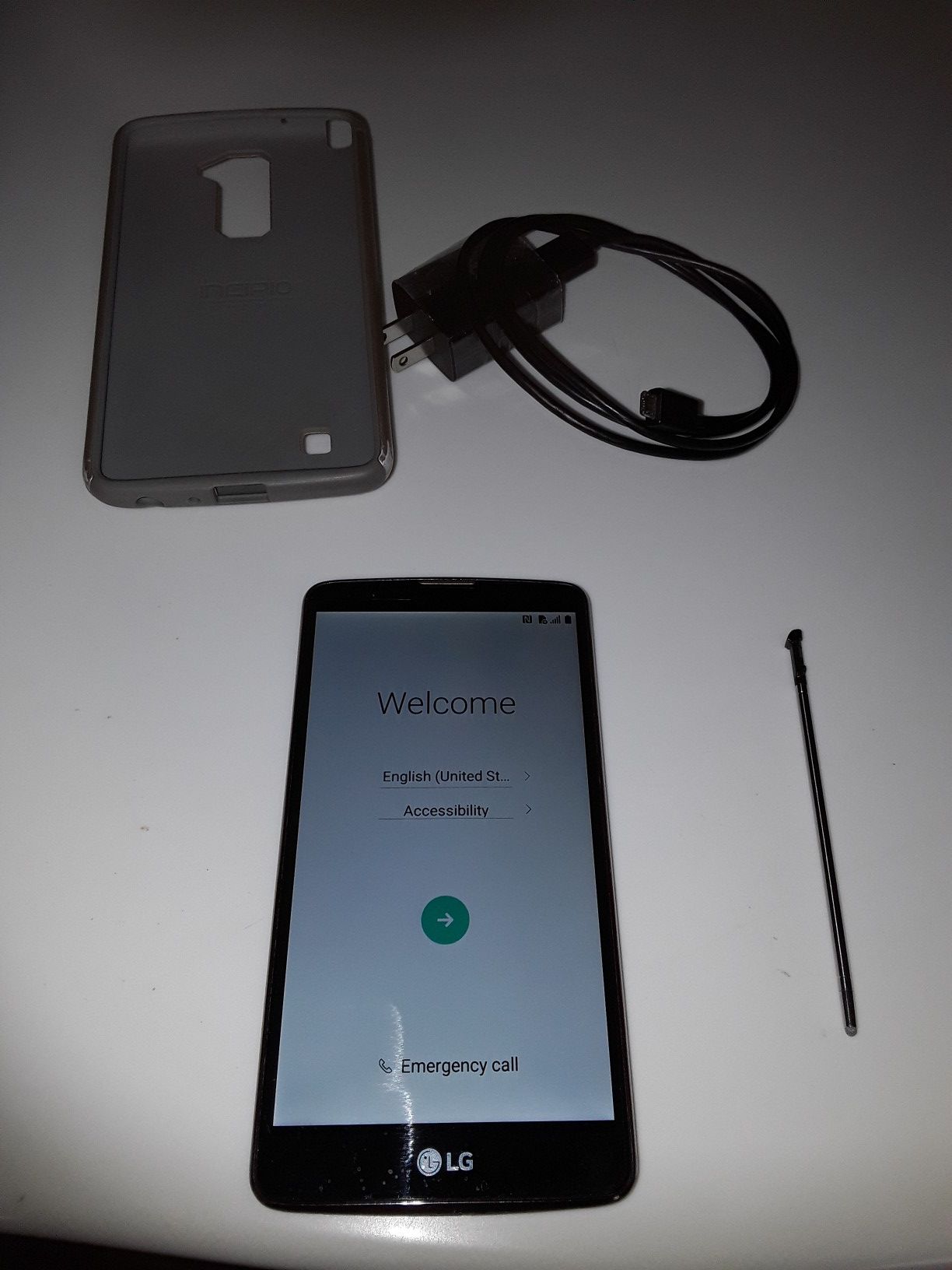 LG Stylo 2 with pen +charger