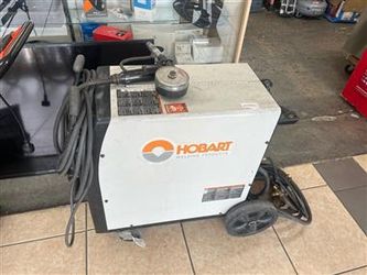 Hobart Wheeled MIG Welder With Gun