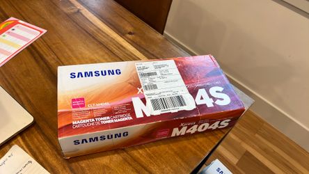 Samsung xpress M404S magenta toner cartridge