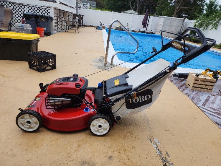 Toro Self Propelled 22" Lawnmower