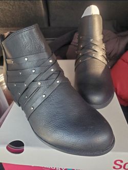 Aria Girls' Ankle Boots  