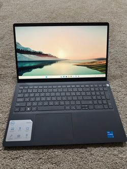 Dell Inspiron 15 3520