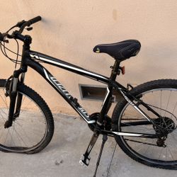 Specialized Hard rock Mountain Bike