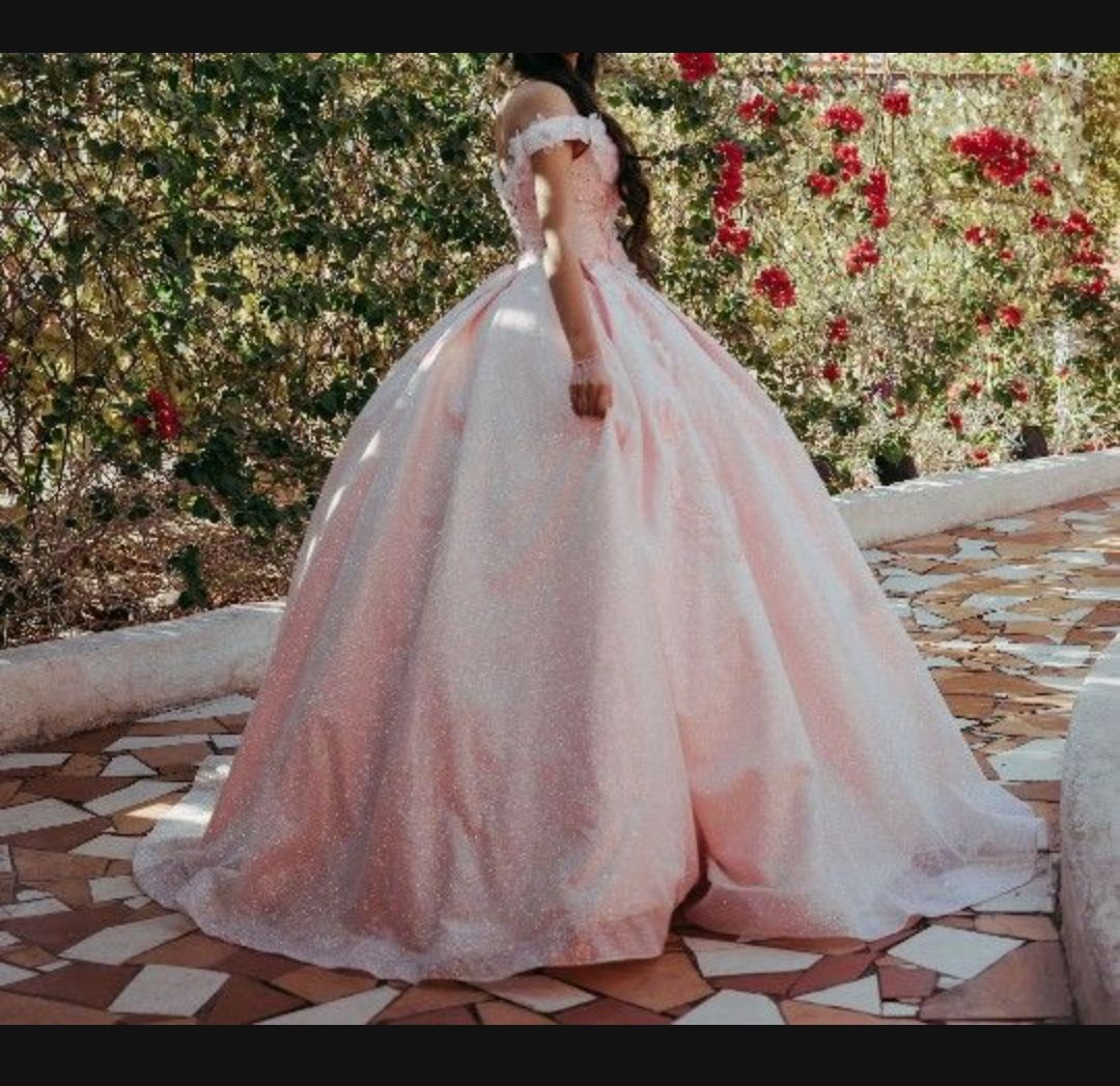 Quinceañera dress