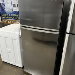 WHIRLPOOL 18 CU FT TOP FREEZER REFRIGERATOR 