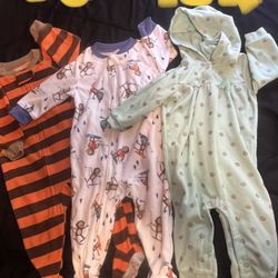 Footies Pajamas   12. Months 3X. $15
