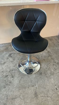 2 Barstool Black Leather And Silver