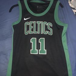 Kyrie Irving Celtics Jersey (small)