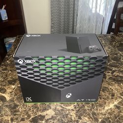 Xbox Series X 1 TB (NEW, SEALED)