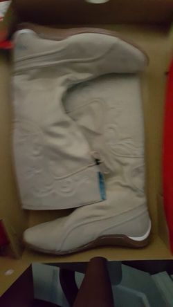 Shoes/boots