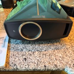 JVC DLA-RS20 D-ILA Home Theater Projector