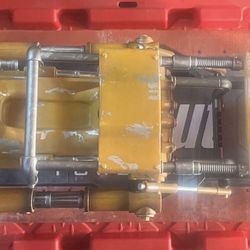 Fallout Power Fist 1:1 Replica (with Box)