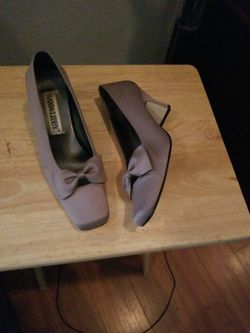 Shoes Size 6 1/2